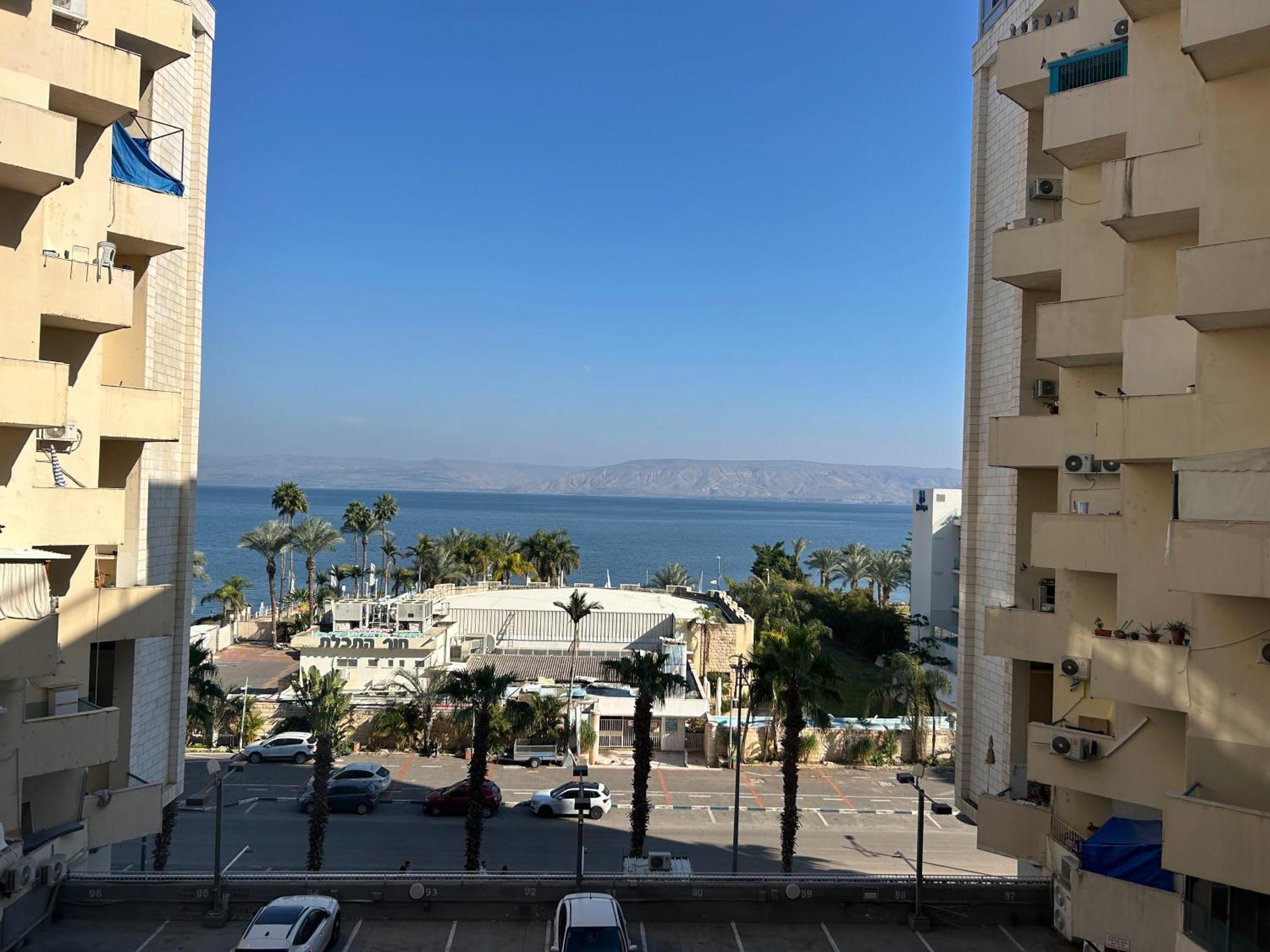תכלת על הכינרת Light Blue On The Kinneret Lake Tiberias Eksteriør billede